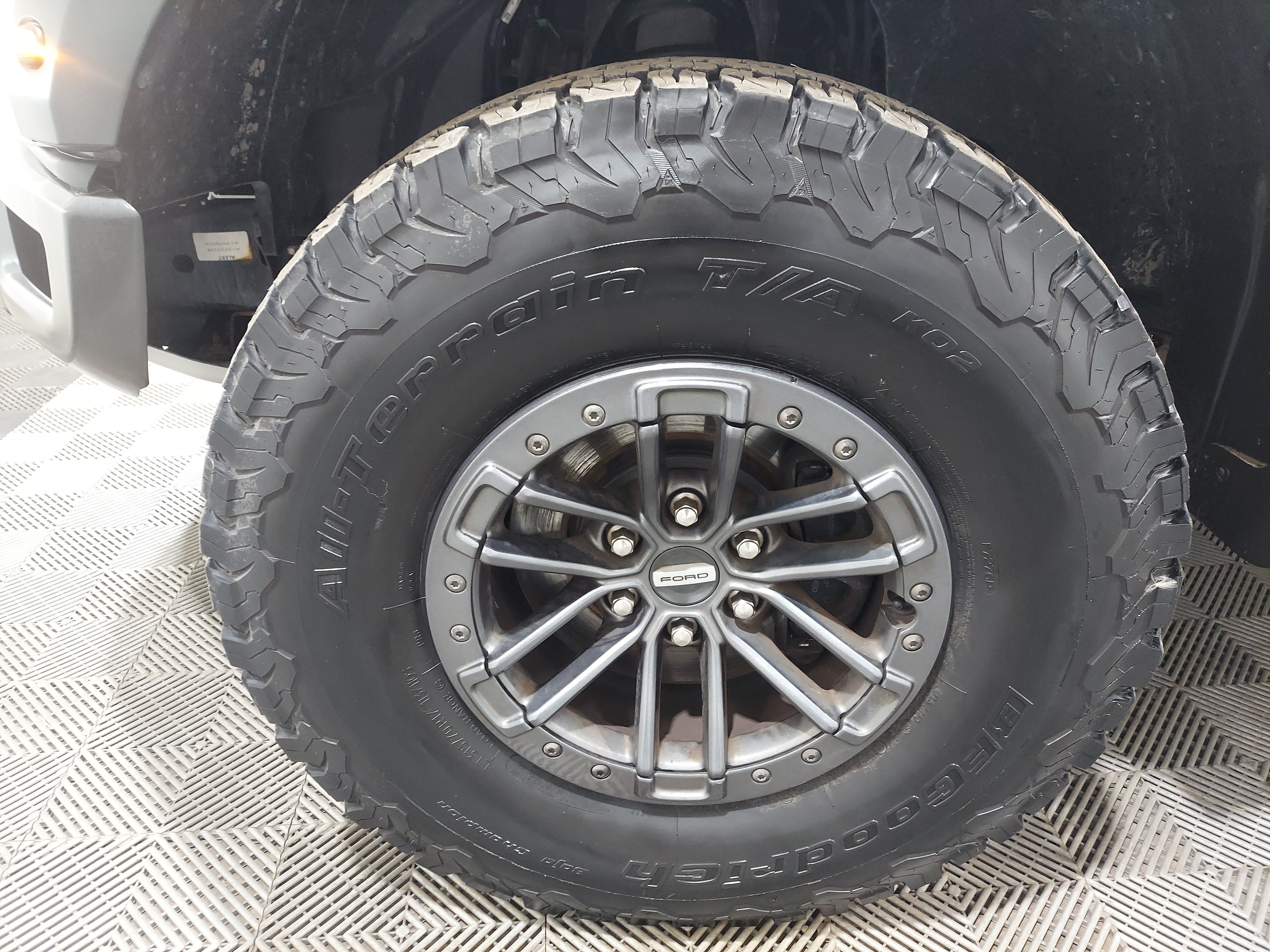 Used 2020 Ford F150 Raptor w/ Equipment Group 802A Luxury AWD/4WD image 5