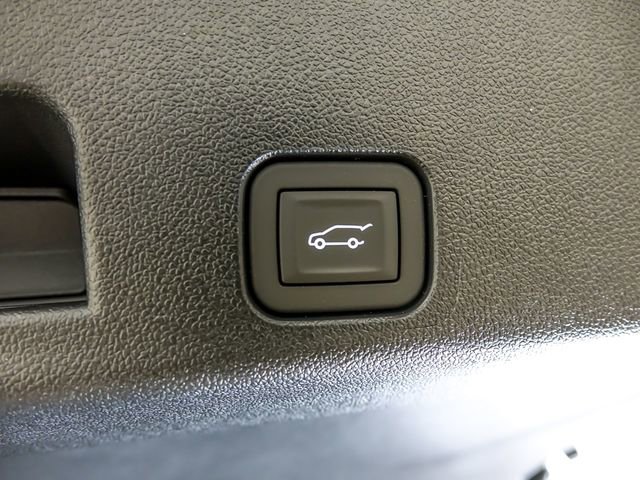 New 2026 Chevrolet Traverse LT w/ LPO, Floor Liner Package FWD image 22
