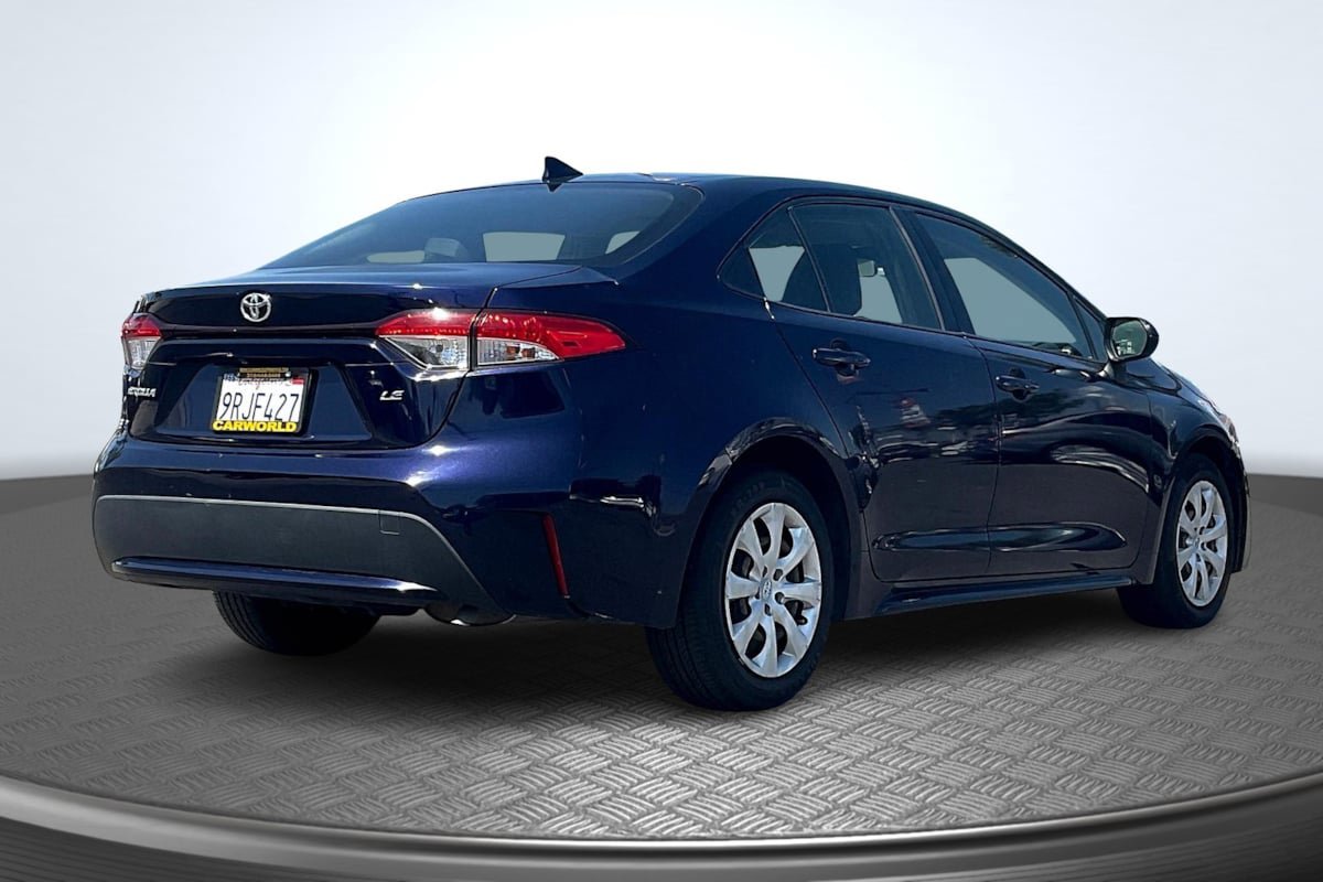 Used 2020 Toyota Corolla LE FWD image 13
