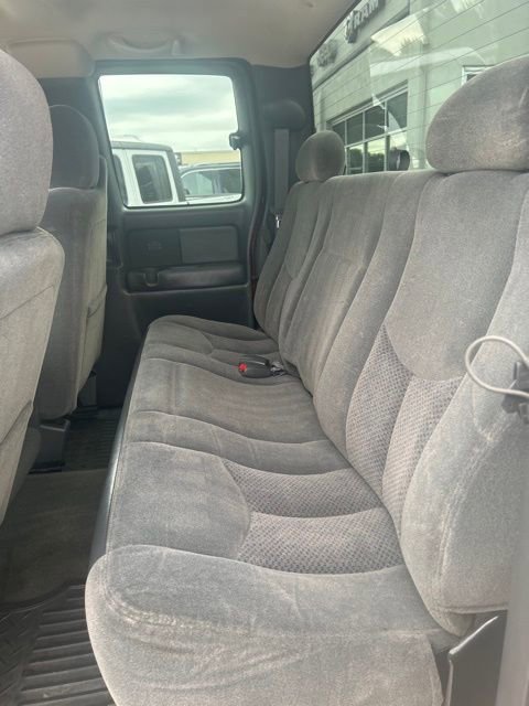 Used 2003 Chevrolet Silverado 1500 LS w/ Off-Road Package AWD/4WD image 8