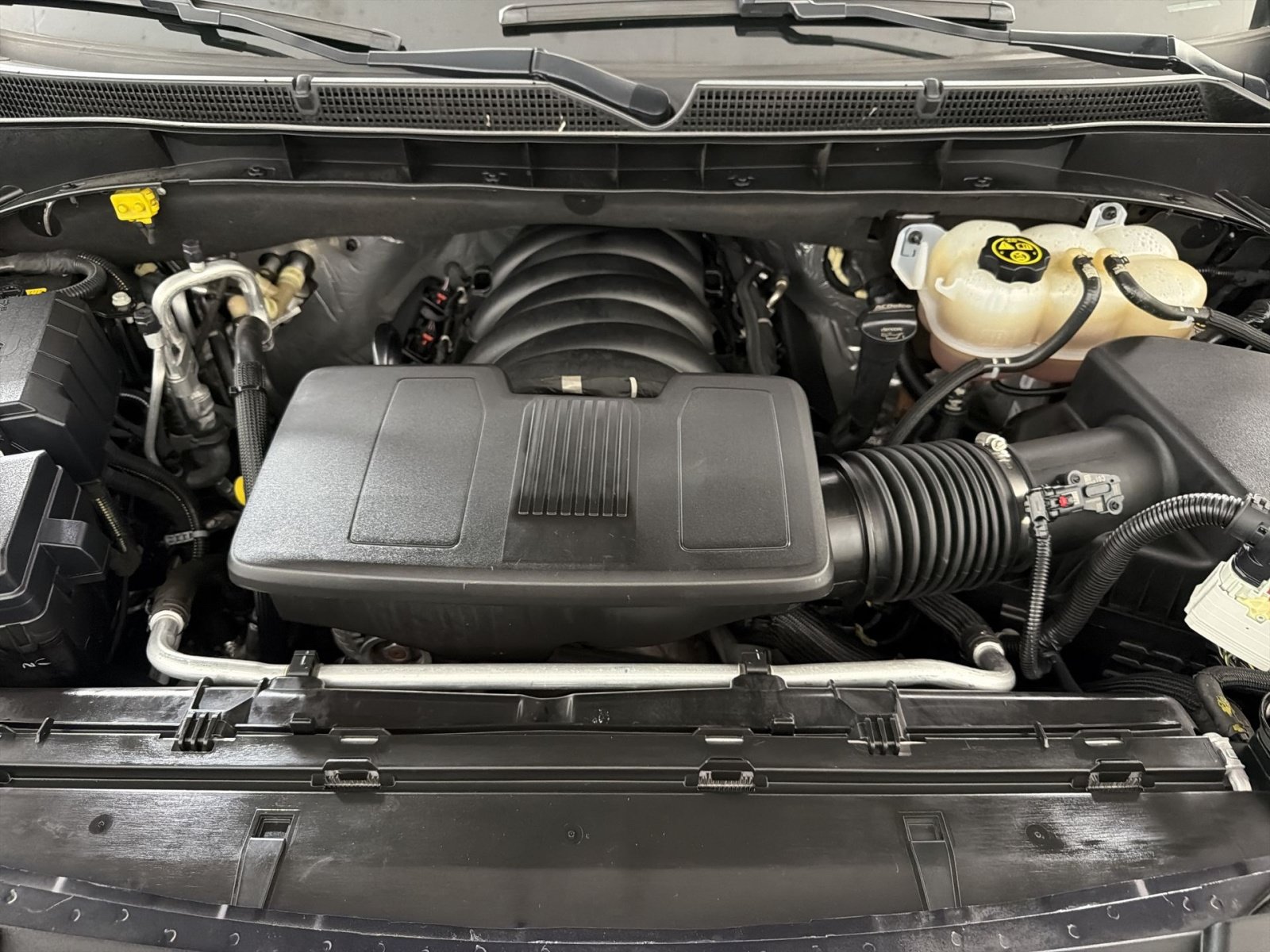Used 2024 GMC Yukon Denali AWD/4WD image 28