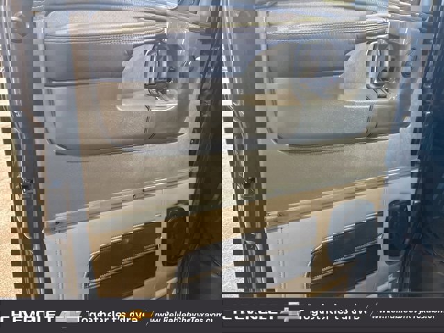 Used 2014 Chevrolet Express 1500 image 20