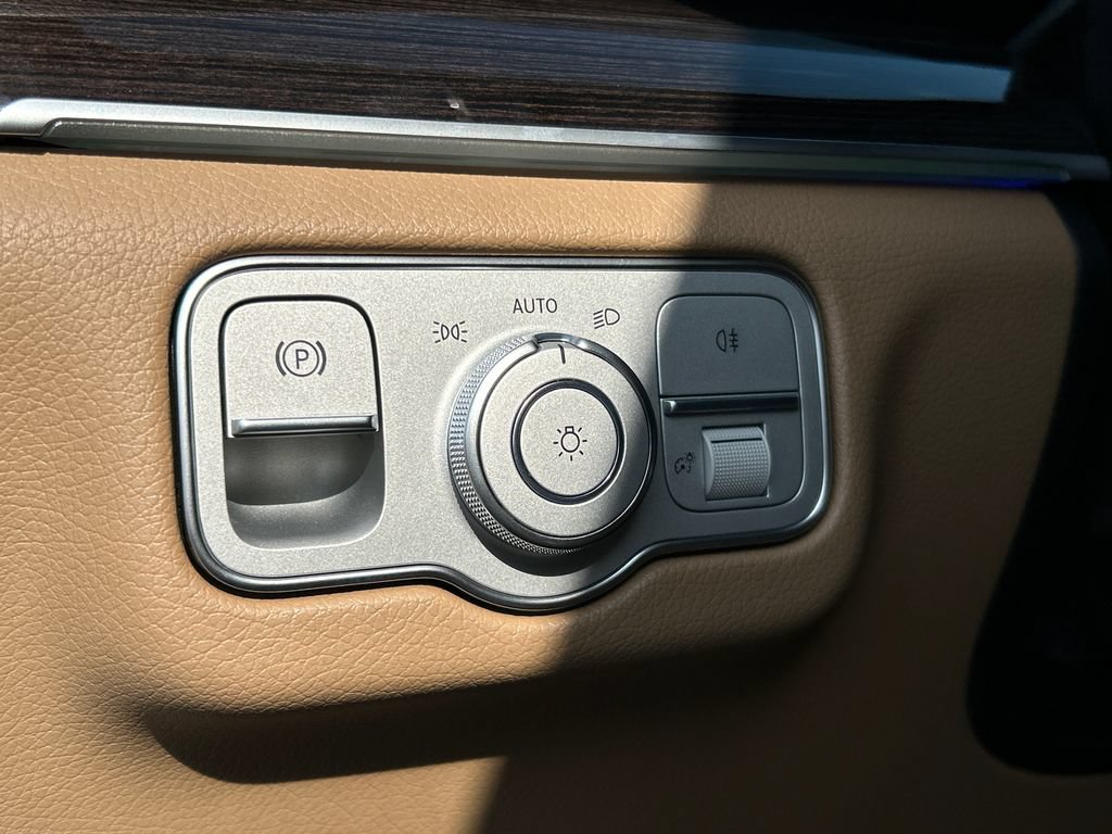 New 2026 Mercedes-Benz GLE 580 4MATIC image 14