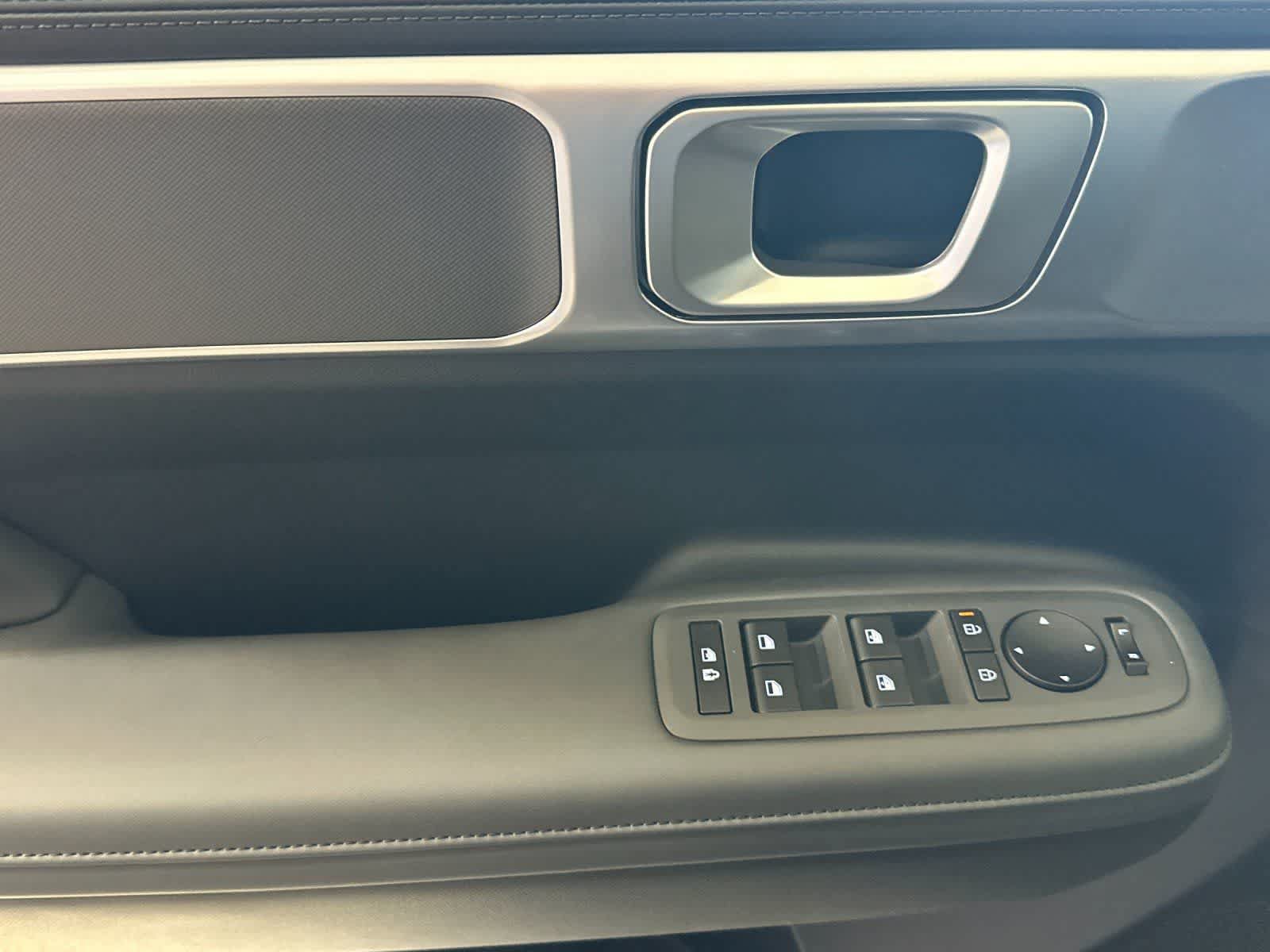 New 2026 Hyundai Santa Fe SEL FWD image 12