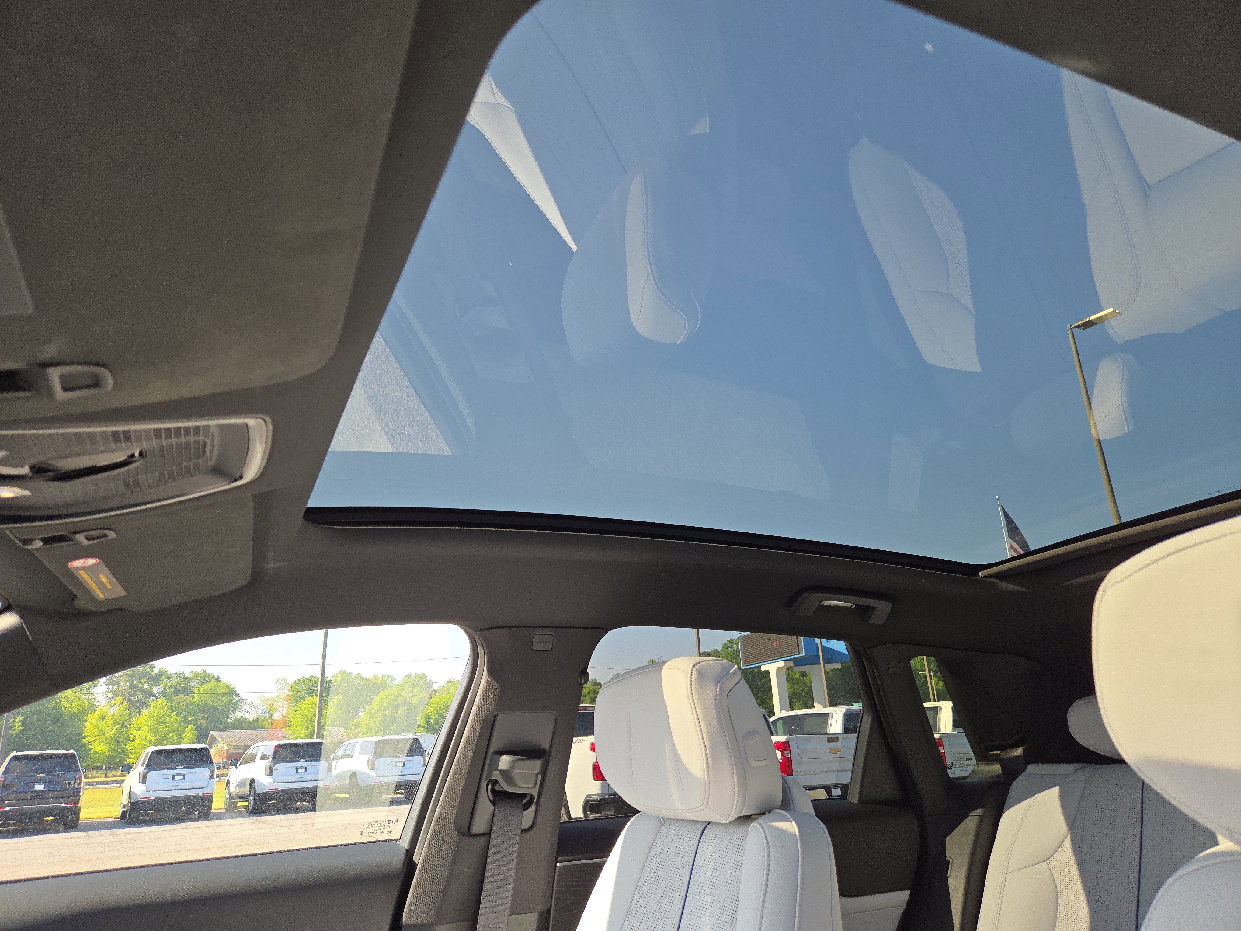 Used 2024 Cadillac Lyriq Luxury RWD image 19