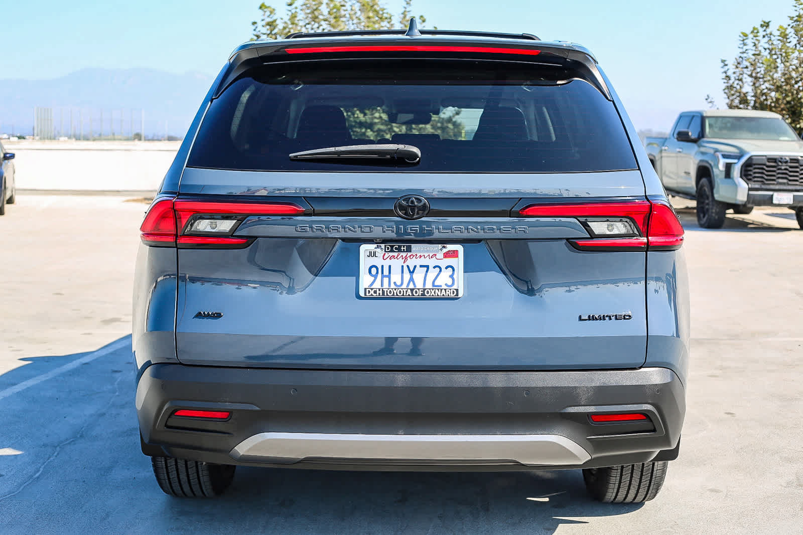 Used 2024 Toyota Grand Highlander AWD image 6