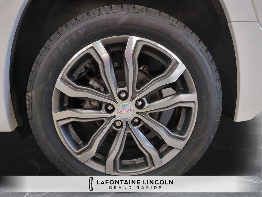 Used 2020 GMC Terrain Denali w/ Denali Premium Package image 34