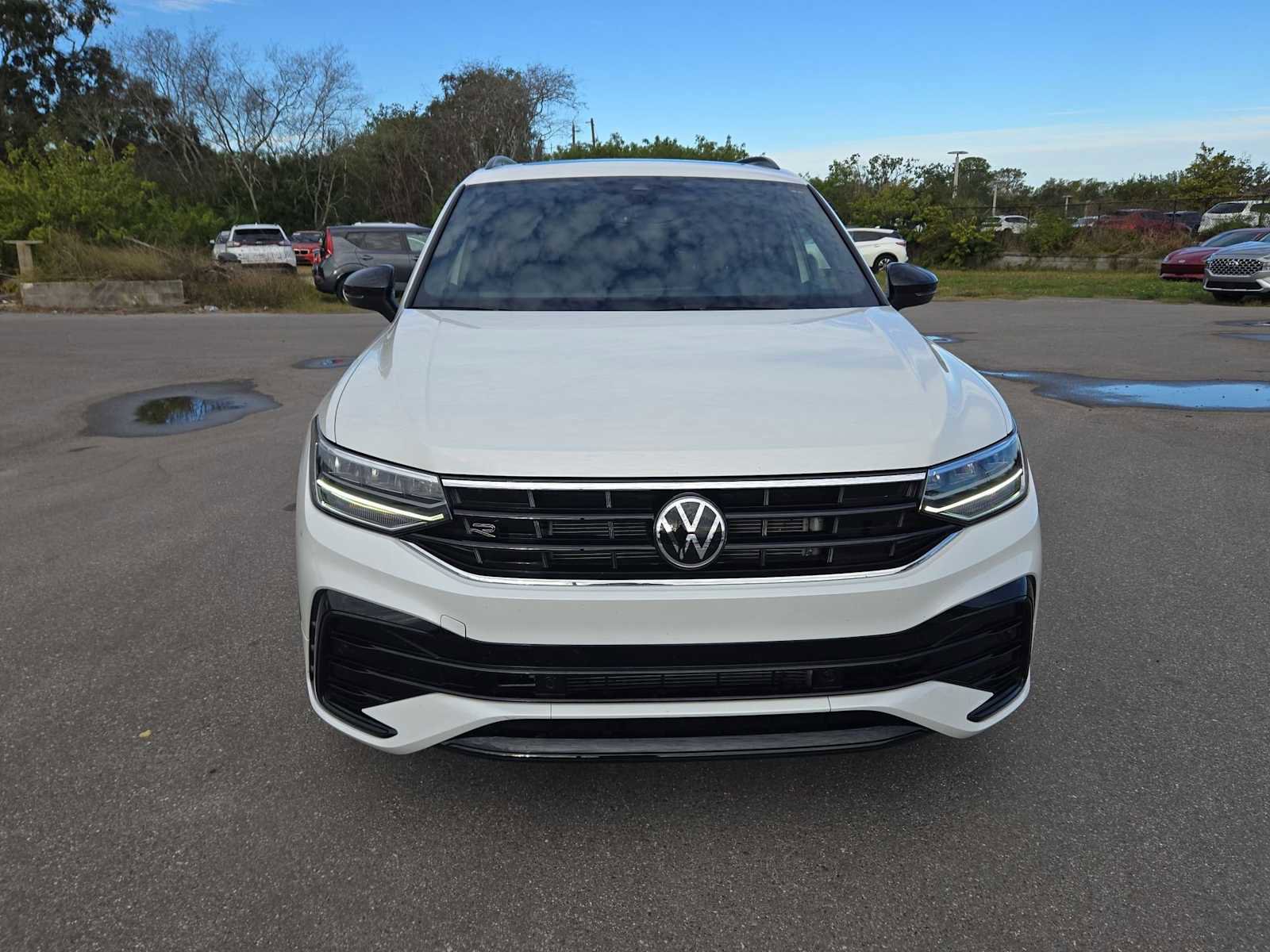 Used 2023 Volkswagen Tiguan SE R-Line image 17