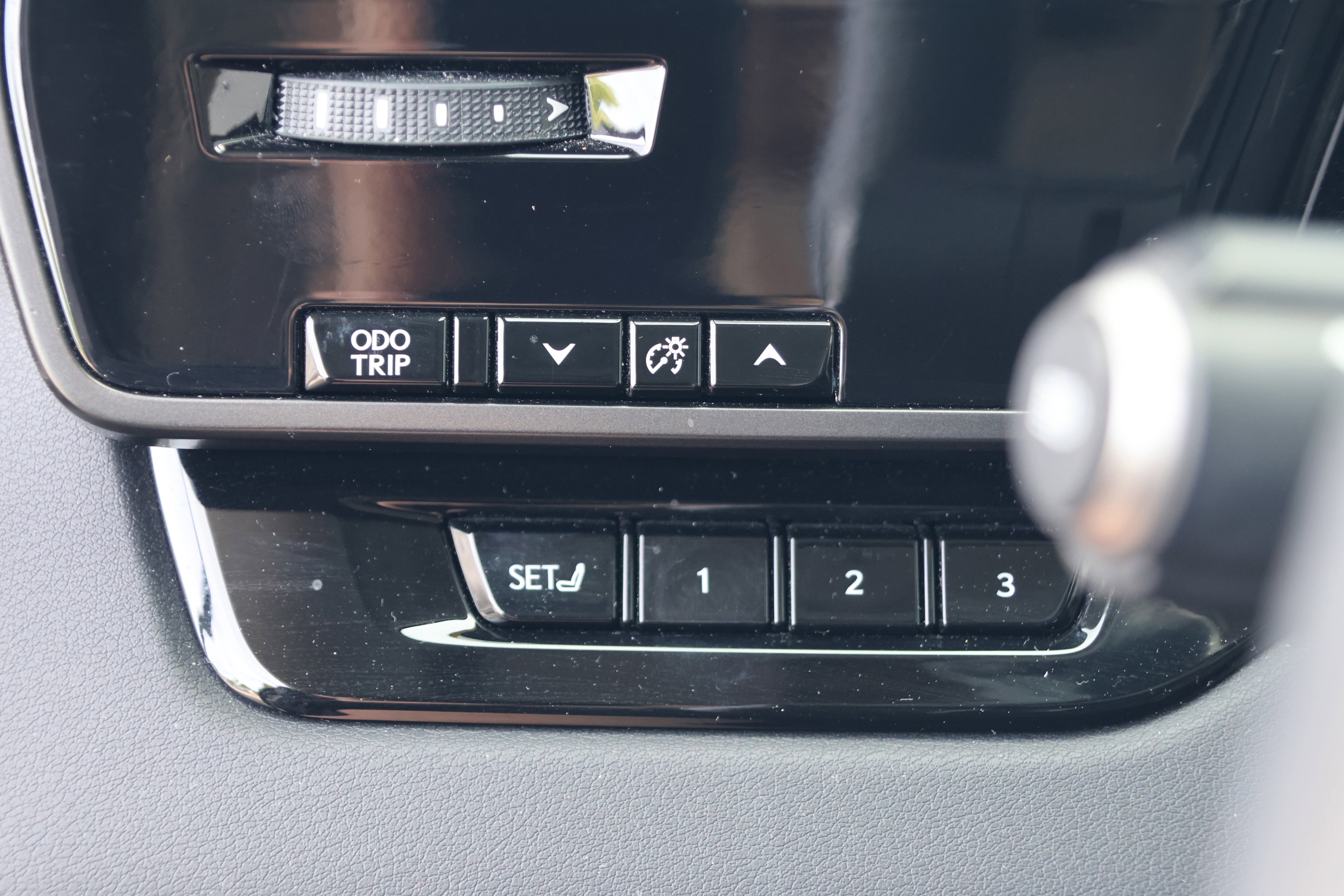 Certified 2023 Lexus RX 350 FWD w/ Cold Area Package image 15