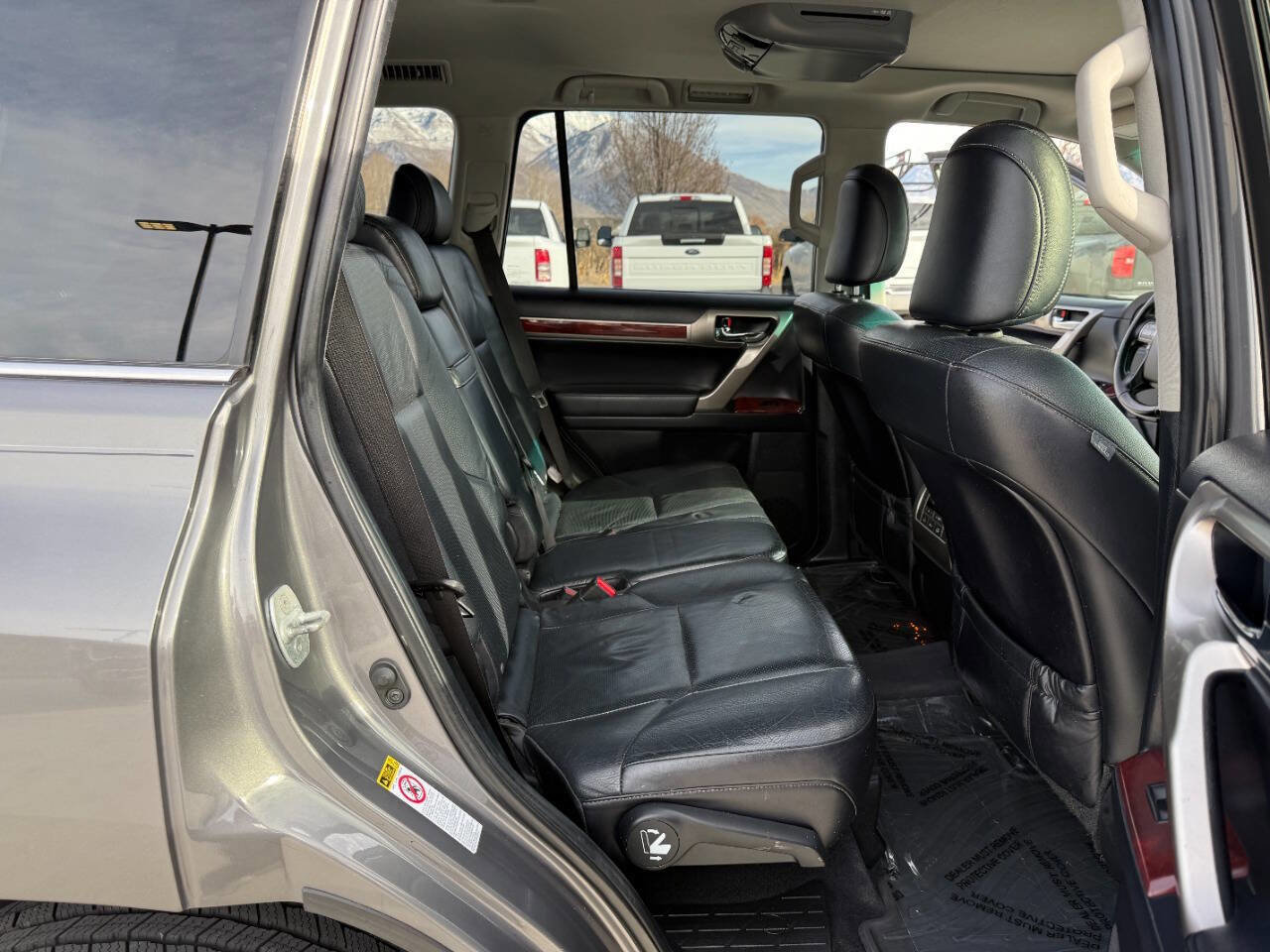 Used 2013 Lexus GX 460 image 22