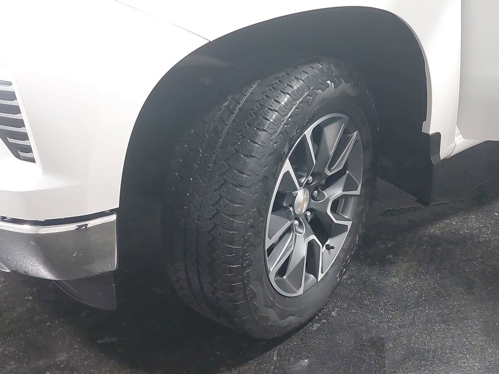 Used 2023 Chevrolet Silverado 1500 LT image 31