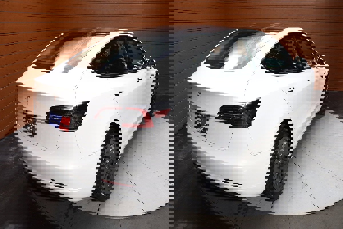 Used 2023 Tesla Model 3 Standard Range RWD image 15