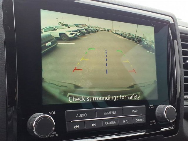 Used 2022 Nissan Frontier PRO-4X w/ Technology Package image 13