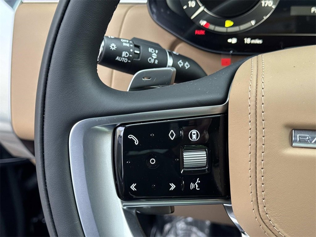 New 2026 Land Rover Range Rover SE image 29