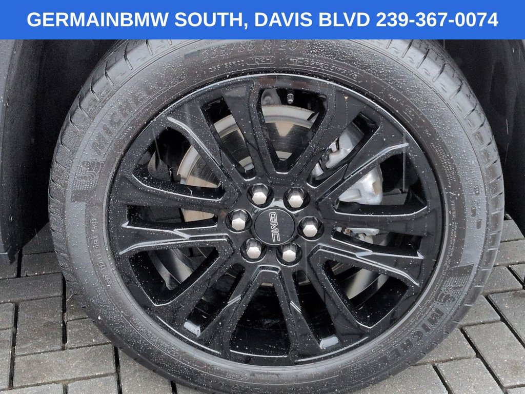 Used 2023 GMC Acadia SLT w/ Elevation Edition FWD image 12