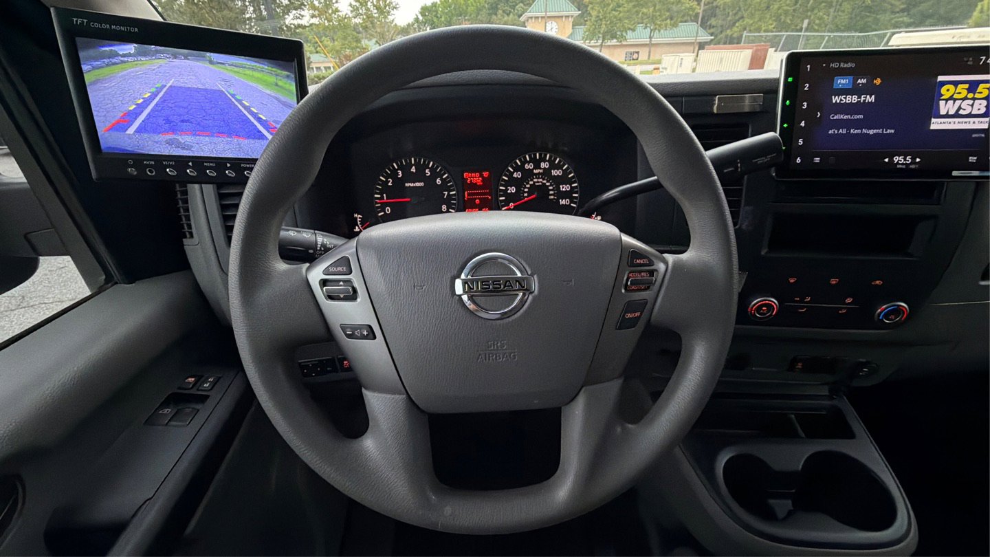 Used 2017 Nissan NV 2500 SV w/ Back Door Glass Package RWD image 12
