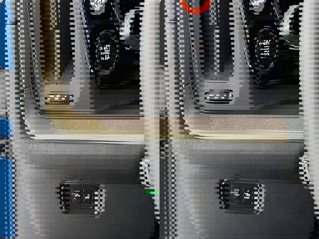 New 2026 Porsche Cayenne GTS image 14