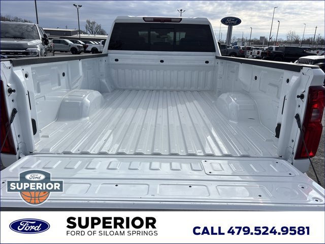 Used 2025 Chevrolet Silverado 3500 LTZ w/ LTZ Convenience Package image 6