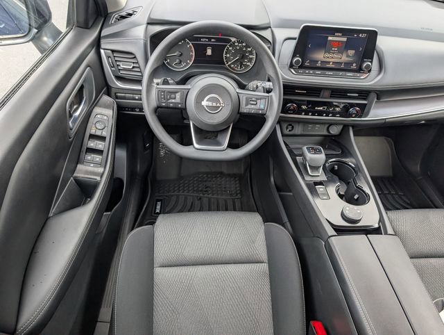 Used 2024 Nissan Rogue SV AWD/4WD image 13