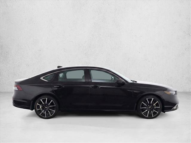 Used 2023 Honda Accord Touring image 8