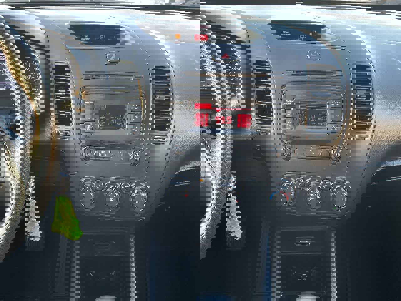 Used 2017 Kia Forte LX image 13