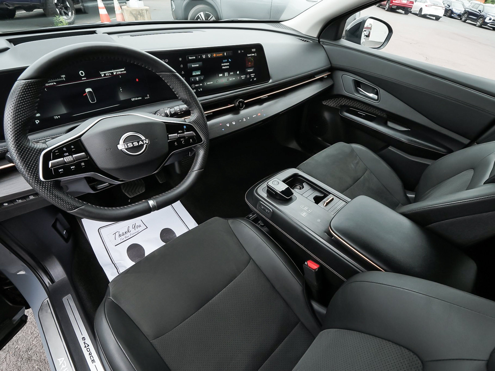 Used 2025 Nissan Ariya AWD image 14
