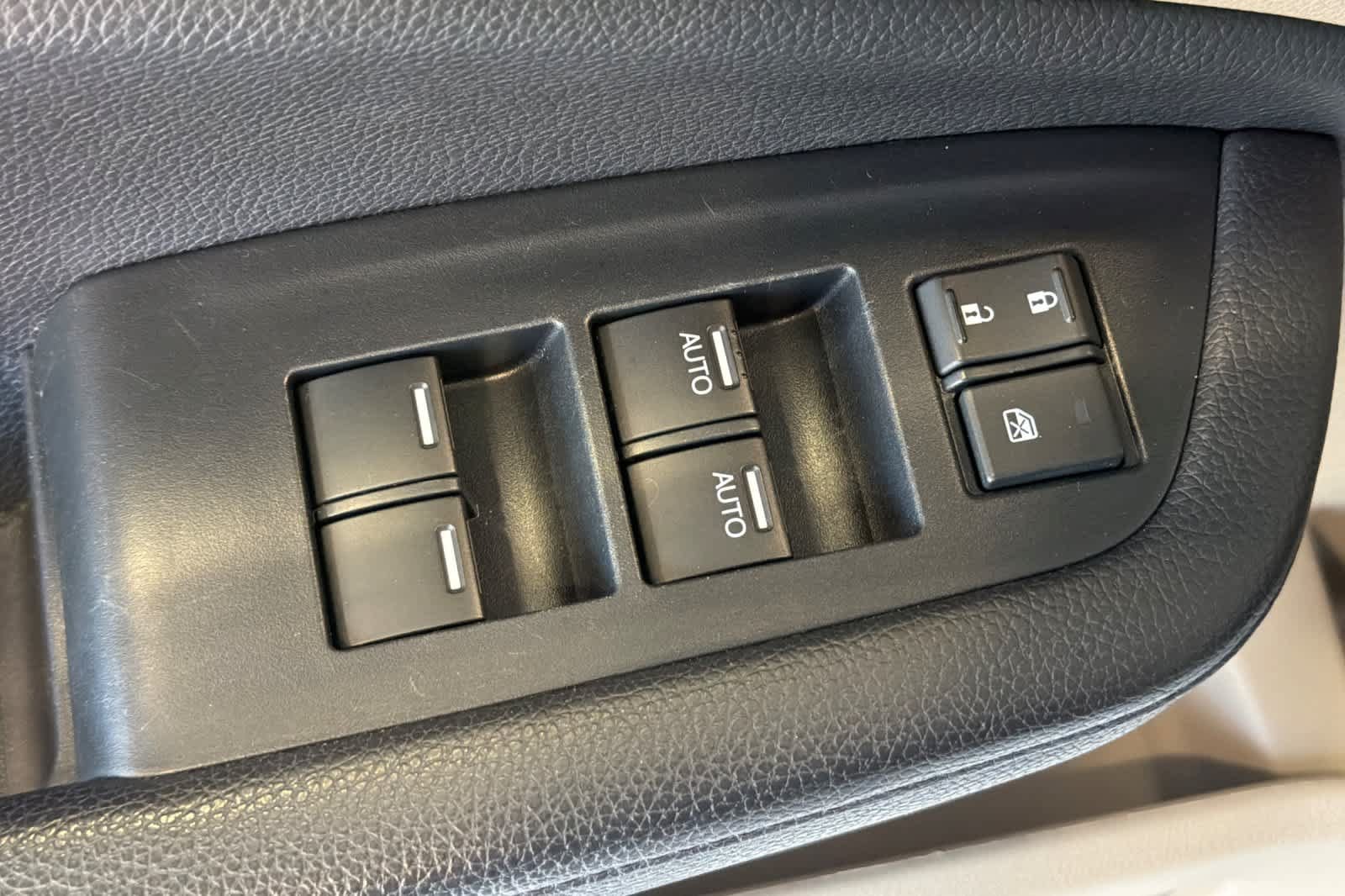 Used 2022 Honda Pilot Elite image 15