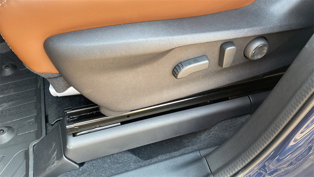 New 2025 Subaru Ascent Touring image 19