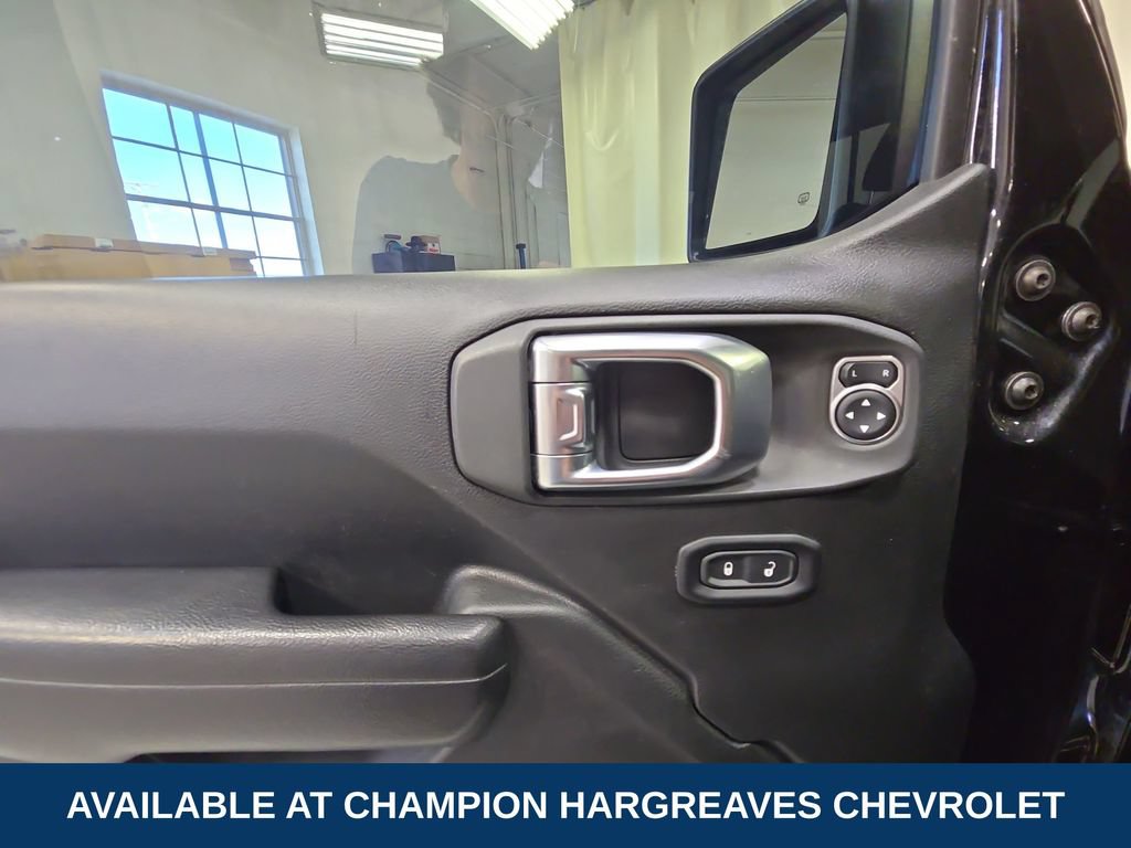 Used 2022 Jeep Gladiator Sport AWD/4WD image 31