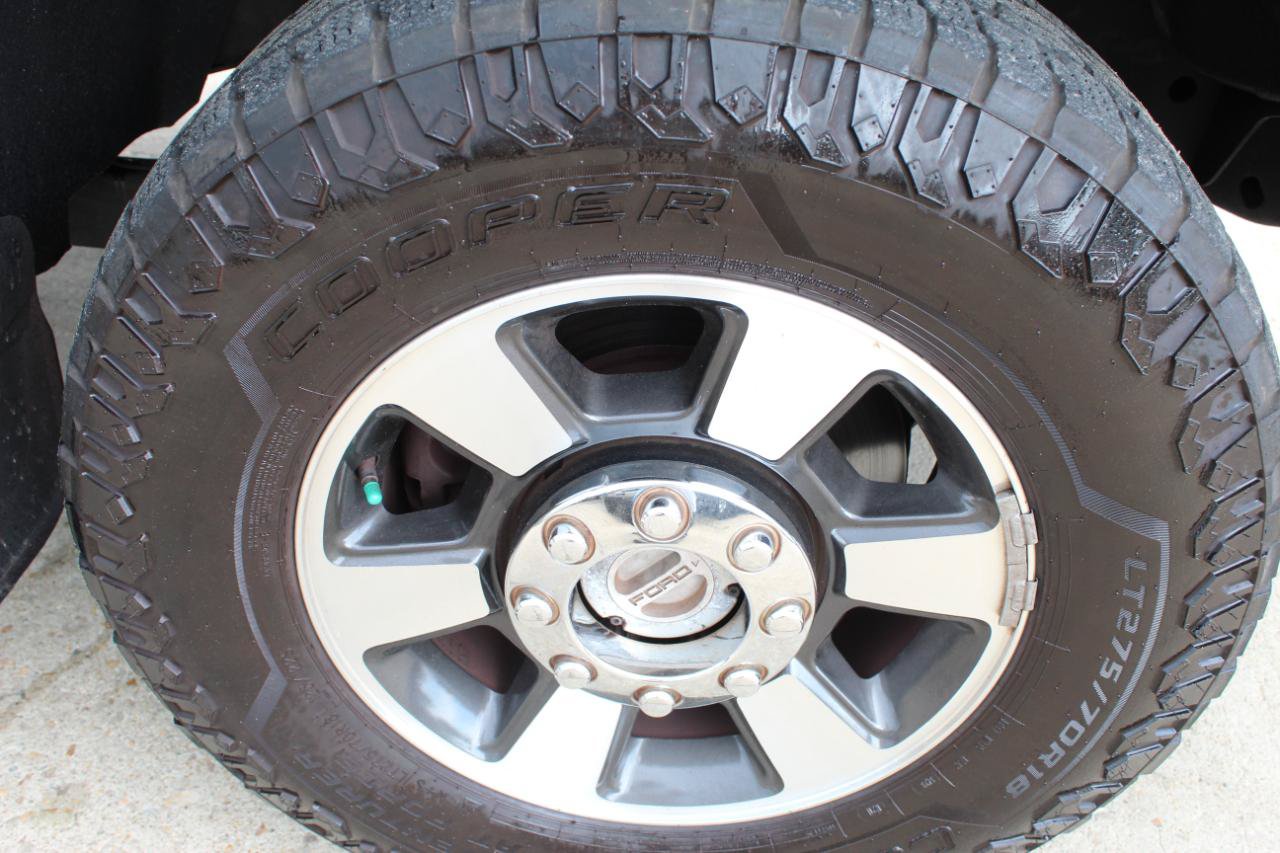 Used 2015 Ford F350 Lariat w/ Lariat Interior Package AWD/4WD image 33