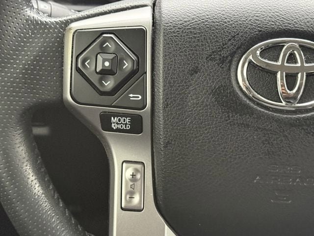 Used 2018 Toyota 4Runner Limited AWD/4WD image 14