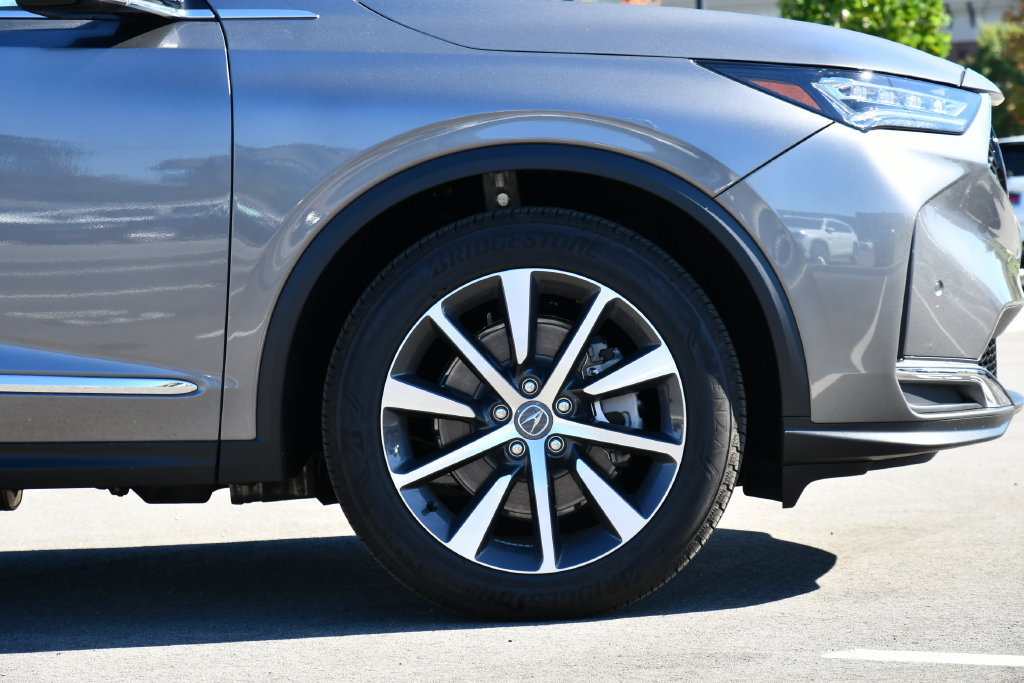 Certified 2026 Acura MDX w/ Technology Package AWD/4WD image 14