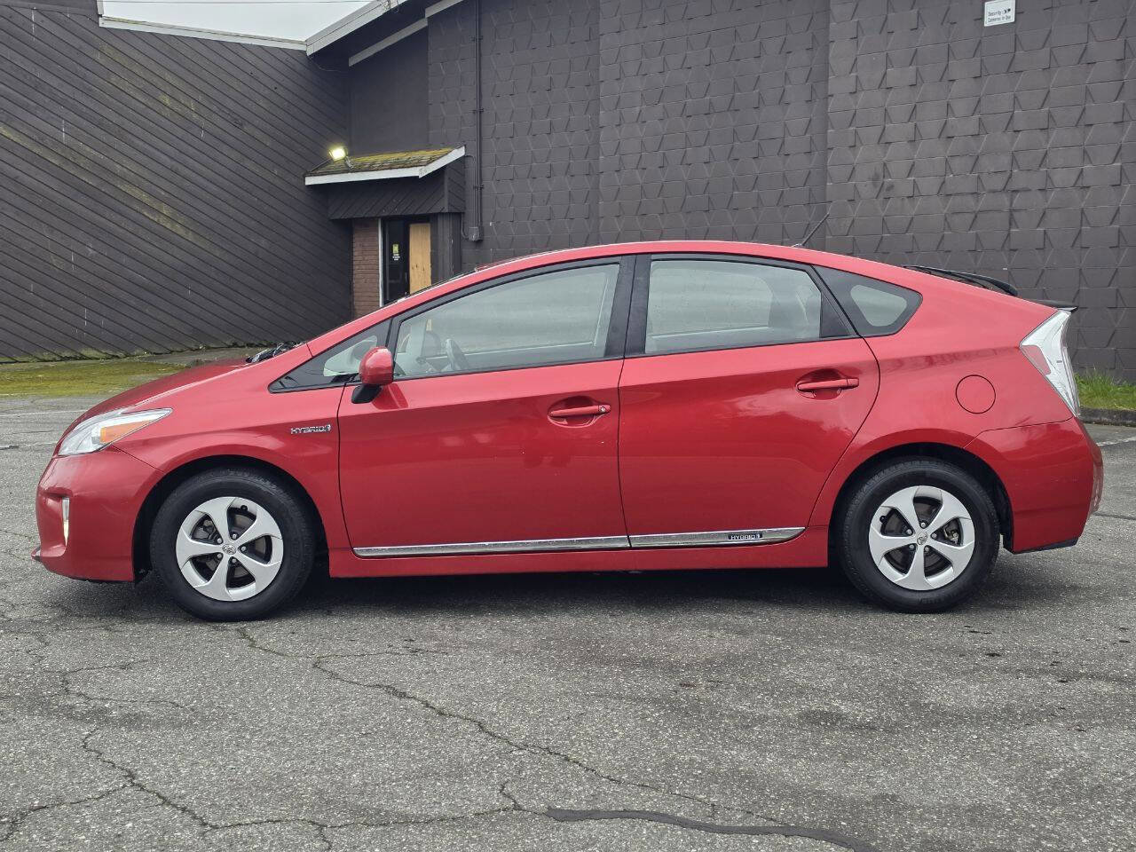 Used 2012 Toyota Prius Two FWD image 4