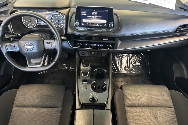 Used 2025 Nissan Rogue SV AWD/4WD image 15