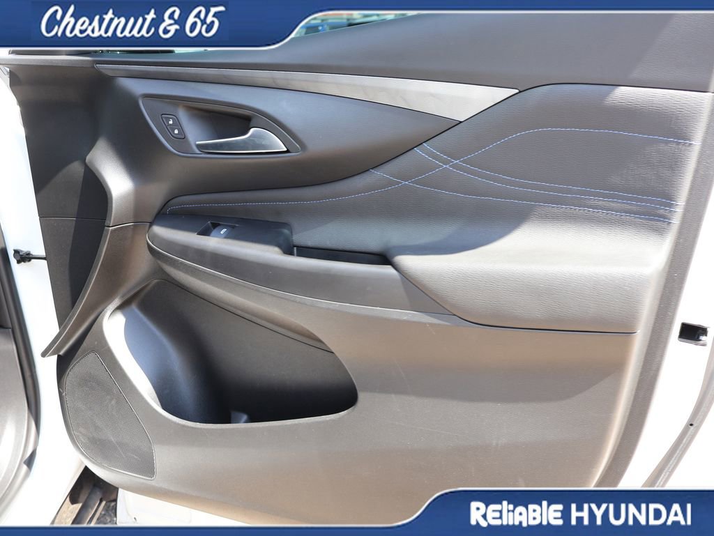 Used 2024 Buick Envista Sport Touring w/ Convenience I Package image 9