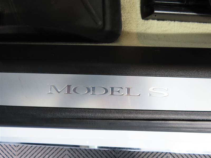Used 2018 Tesla Model S 100D AWD/4WD image 18