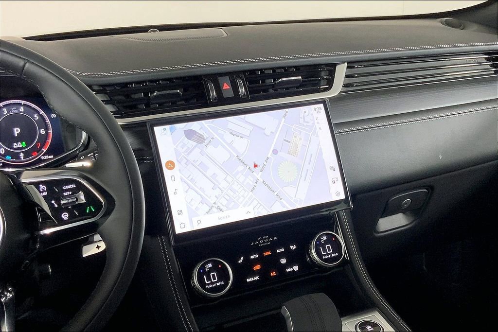 New 2026 Jaguar F-PACE R-Dynamic S image 5