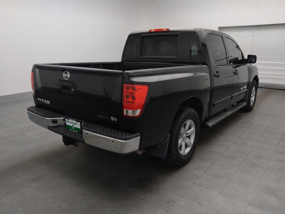 Used 2014 Nissan Titan SV w/ SV Value Truck Package RWD image 9