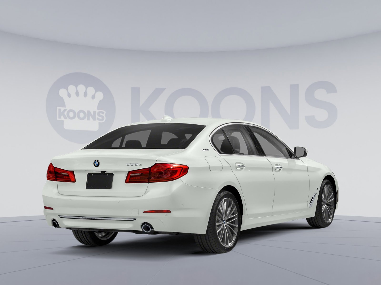 Used 2020 BMW 530e w/ M Sport Package image 2