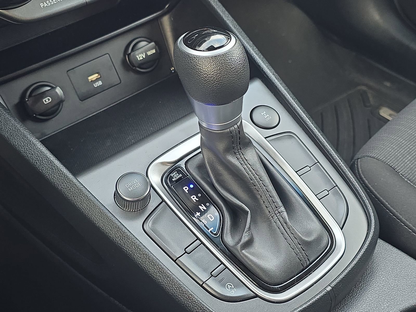 Used 2022 Hyundai Kona SEL image 22