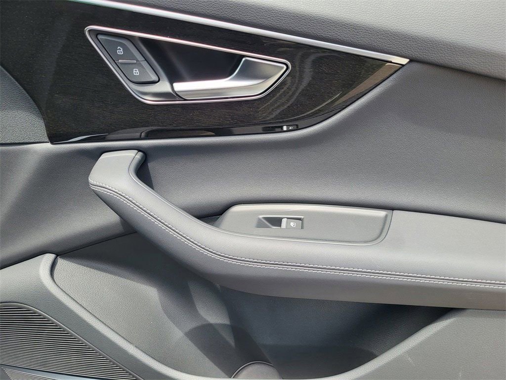 New 2025 Audi Q7 2.0T Premium Plus image 15