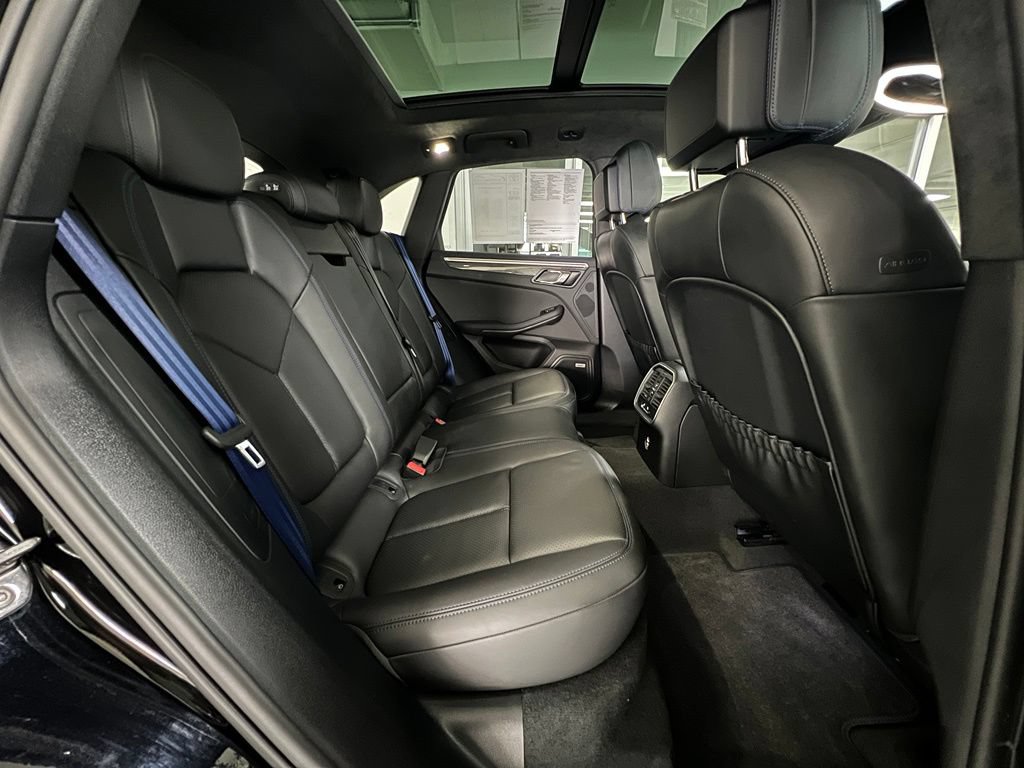 Used 2022 Porsche Macan S AWD/4WD image 20