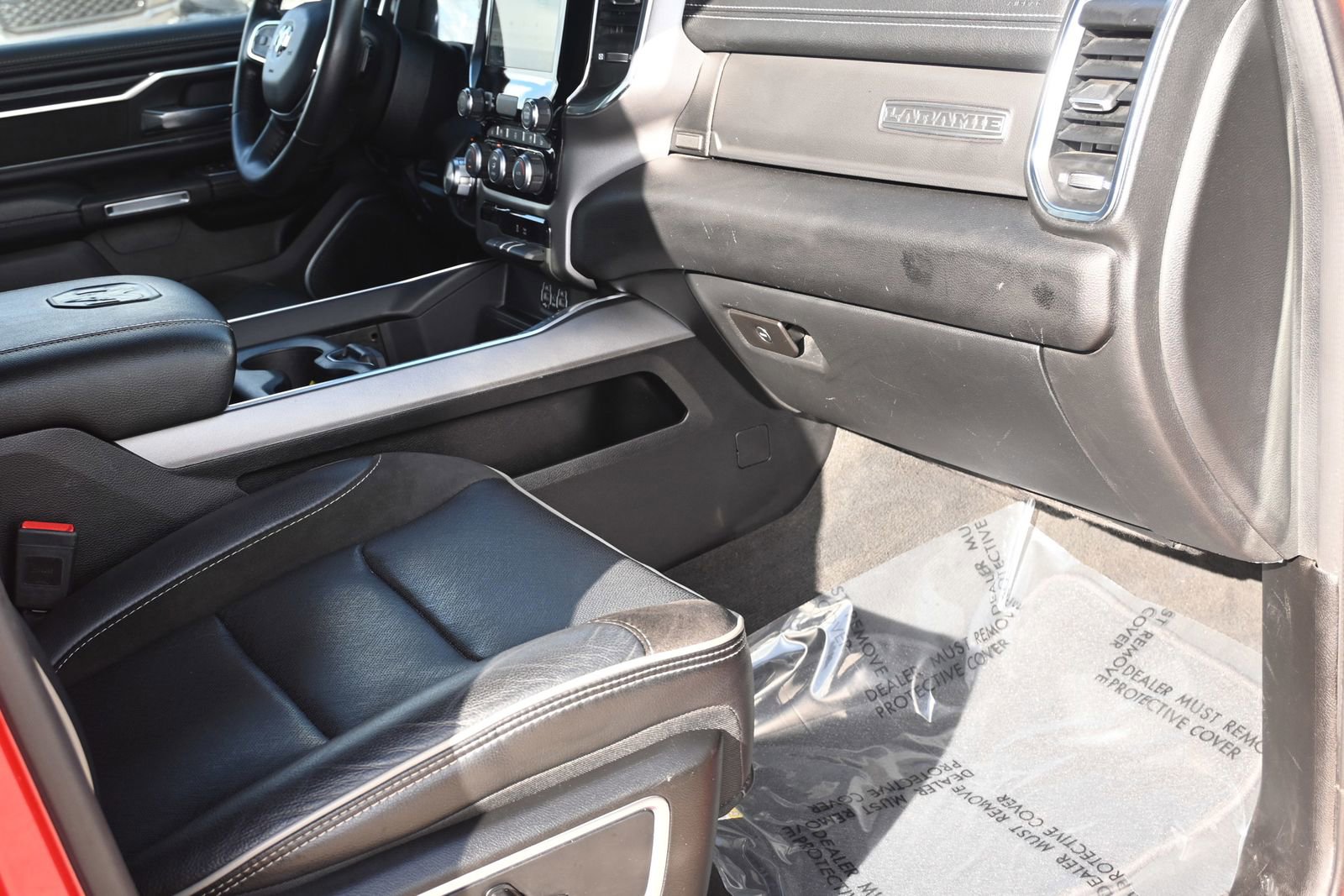 Used 2024 RAM 1500 Laramie RWD image 31