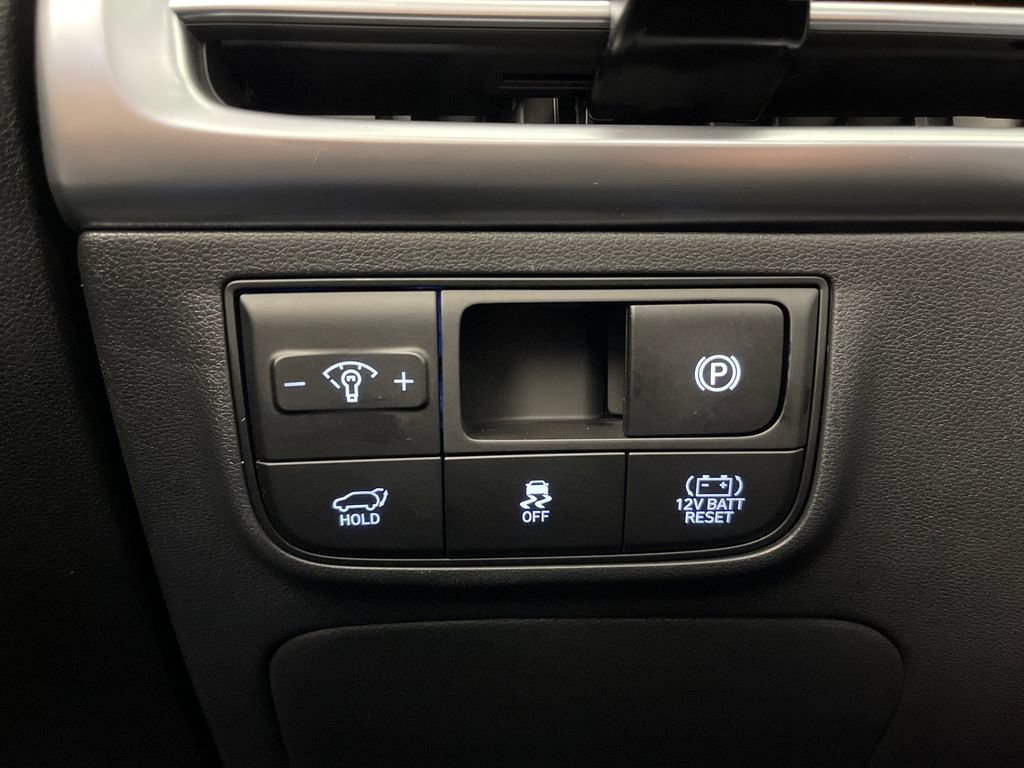 Certified 2025 Hyundai Tucson SEL AWD/4WD image 30