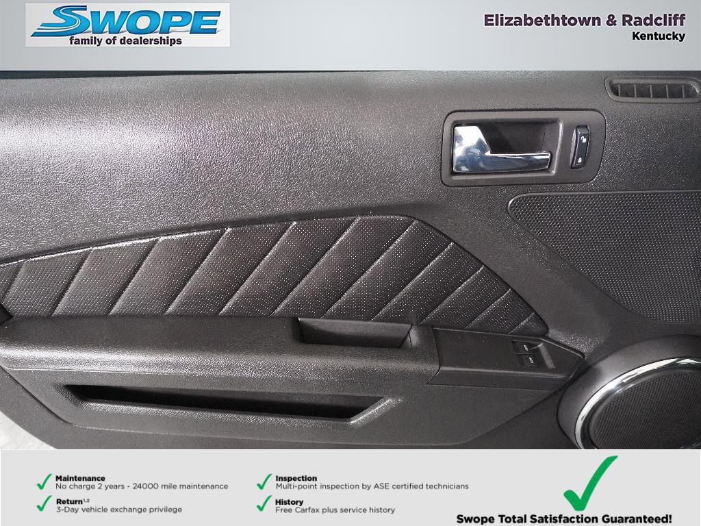 Used 2010 Ford Mustang Coupe image 12