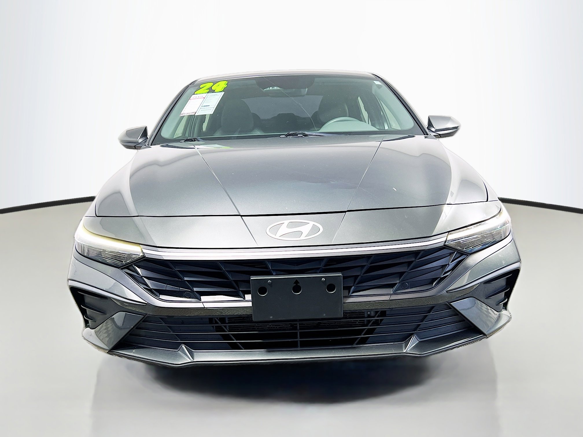 Used 2024 Hyundai Elantra Blue FWD image 11