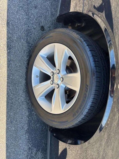 Used 2023 Dodge Challenger SXT image 12