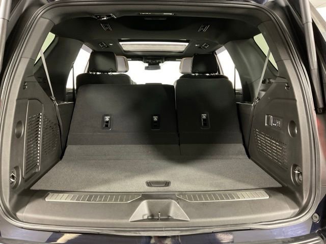 Used 2024 GMC Yukon AT4 w/ AT4 Premium Package image 41