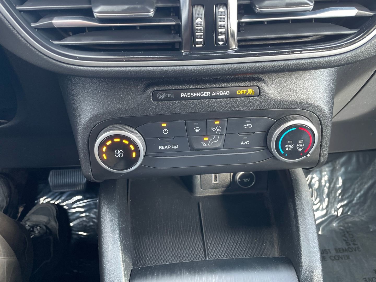 Used 2020 Ford Escape S image 19