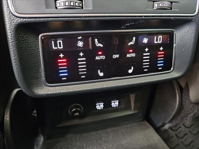 Used 2019 Audi Q8 Prestige image 18